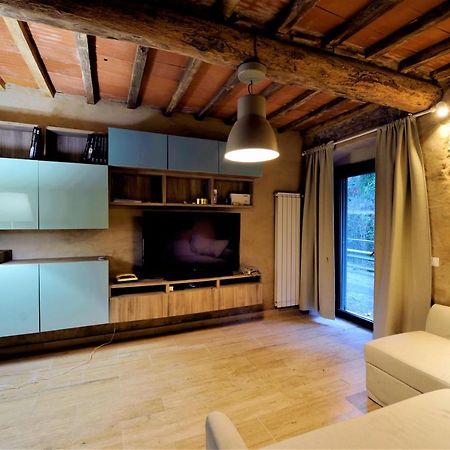 Incantevole Casa Sul Fiume, Relax E Natura Ai Piedi Della Alpi Apuane Massa  Zewnętrze zdjęcie