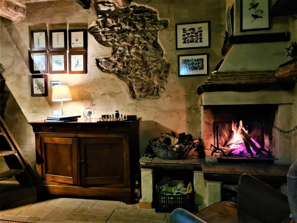 Incantevole Casa Sul Fiume, Relax E Natura Ai Piedi Della Alpi Apuane Massa  Zewnętrze zdjęcie