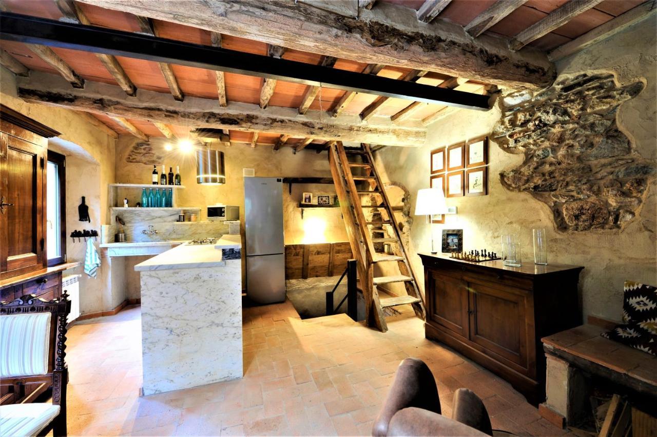 Incantevole Casa Sul Fiume, Relax E Natura Ai Piedi Della Alpi Apuane Massa  Zewnętrze zdjęcie